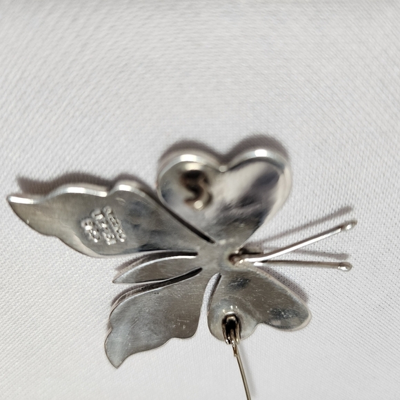 Sterling Silver Butterfly inlayed Brooch - Picture 5 of 9